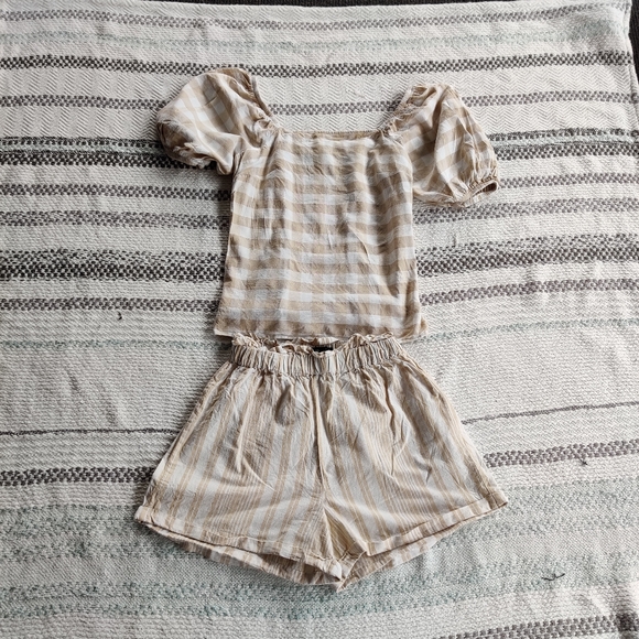 COTTON ON|| TOP AND SHORTS SET SIZE 6 - Picture 2 of 10
